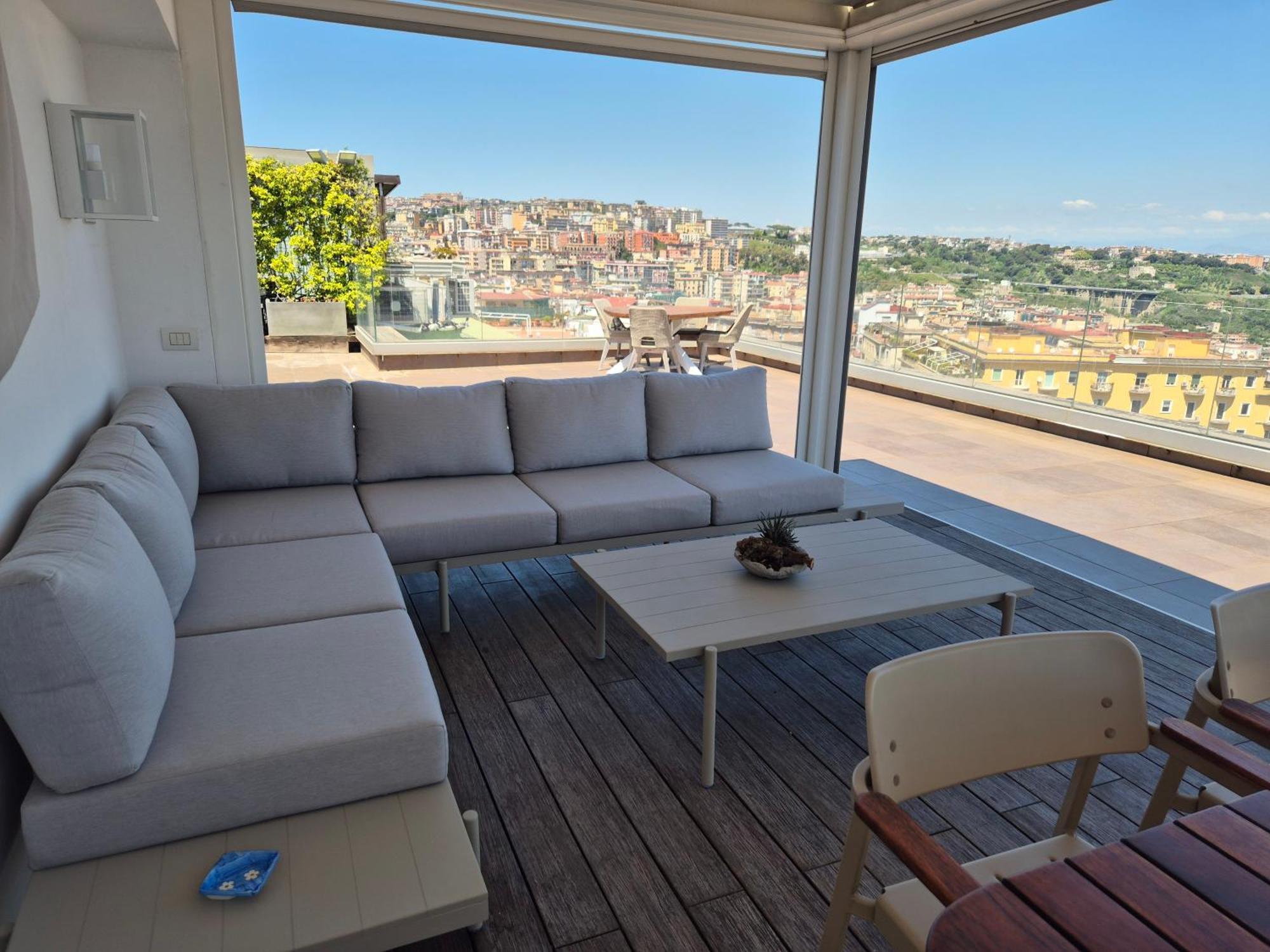 Terrazza Manu - Loft Suspended Over The City-Vomero Nápoles Exterior foto