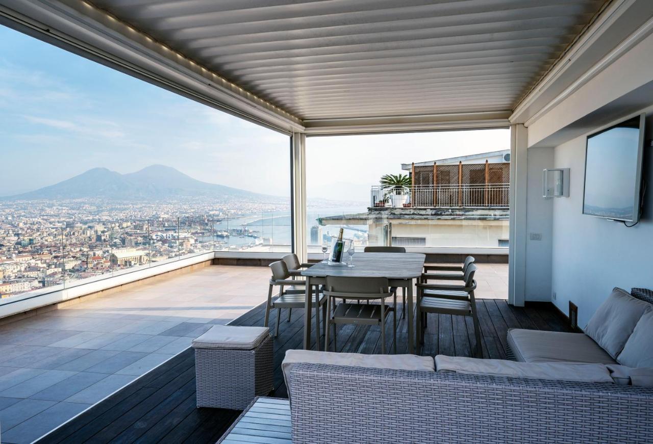 Terrazza Manu - Loft Suspended Over The City-Vomero Nápoles Exterior foto